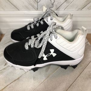 Under Armour black and white soccer cleats